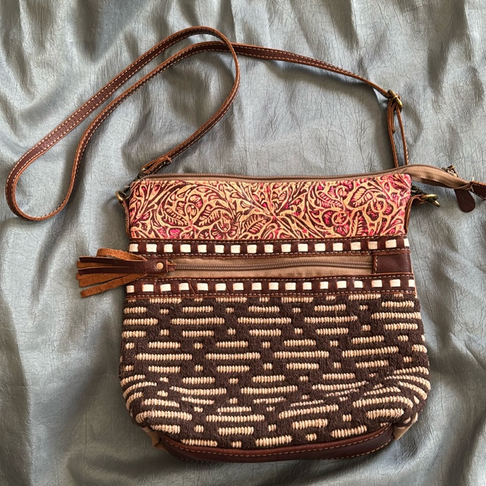 Myra Crossbody purse